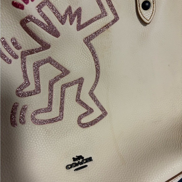 White Coach Tote Kieth Haring with Hang Tag - Picture 3 of 10